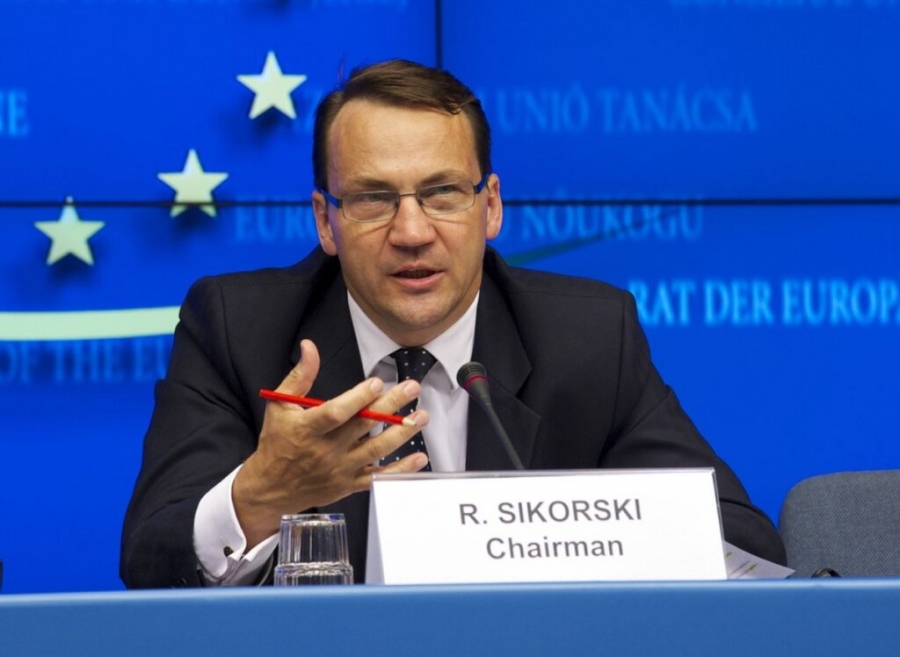 Sikorski (ΥΠΕΞ Πολωνίας): Ζήτημα αξιοπιστίας των ΗΠΑ η νίκη της Ουκρανίας