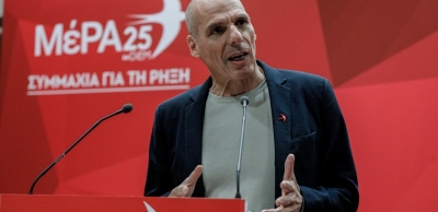 Βαρουφάκης: Μία χούφτα εταιρείες αγοράζουν όλη την Ελλάδα – Θα το σταματήσουμε αυτό
