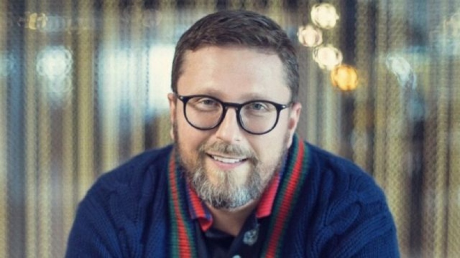 Ουκρανός blogger κατηγορεί τον Zelensky για την απόπειρα δολοφονίας του στην Ισπανία