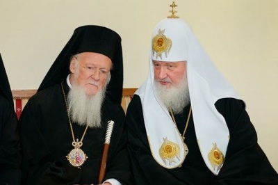 Με σχίσμα απειλεί η Ρωσική Ορθόδοξη εκκλησία εάν το Πατριαρχείο κάνει αυτόνομη την Εκκλησία της Ουκρανίας