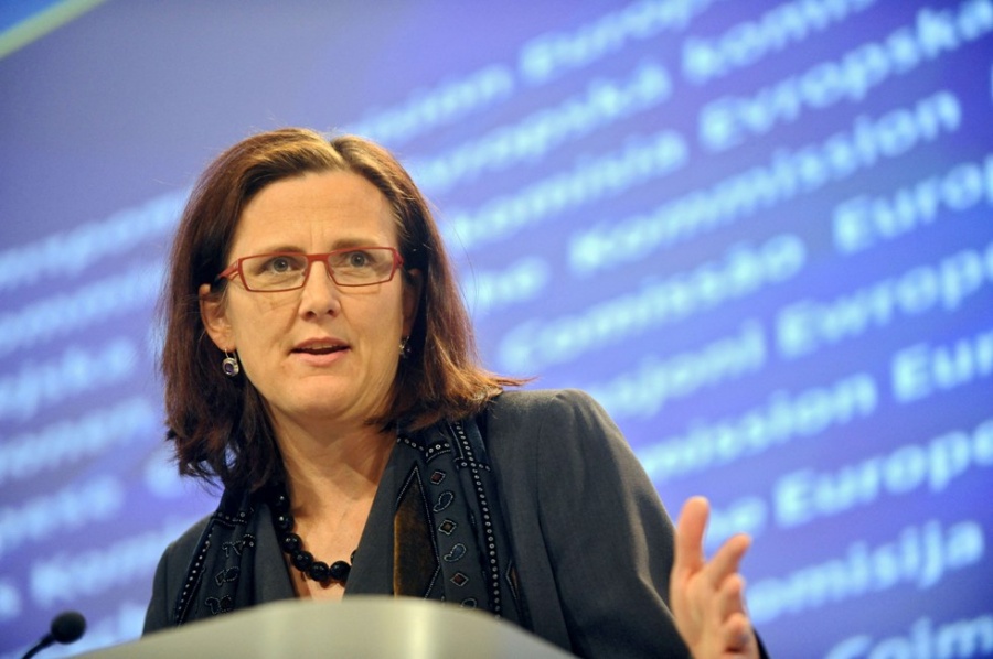 Malmstrom (Κομισιόν): Ετοιμάζουμε λίστα με αντίμετρα εάν οι ΗΠΑ επιβάλλουν δασμούς στα ευρωπαϊκά αυτοκίνητα