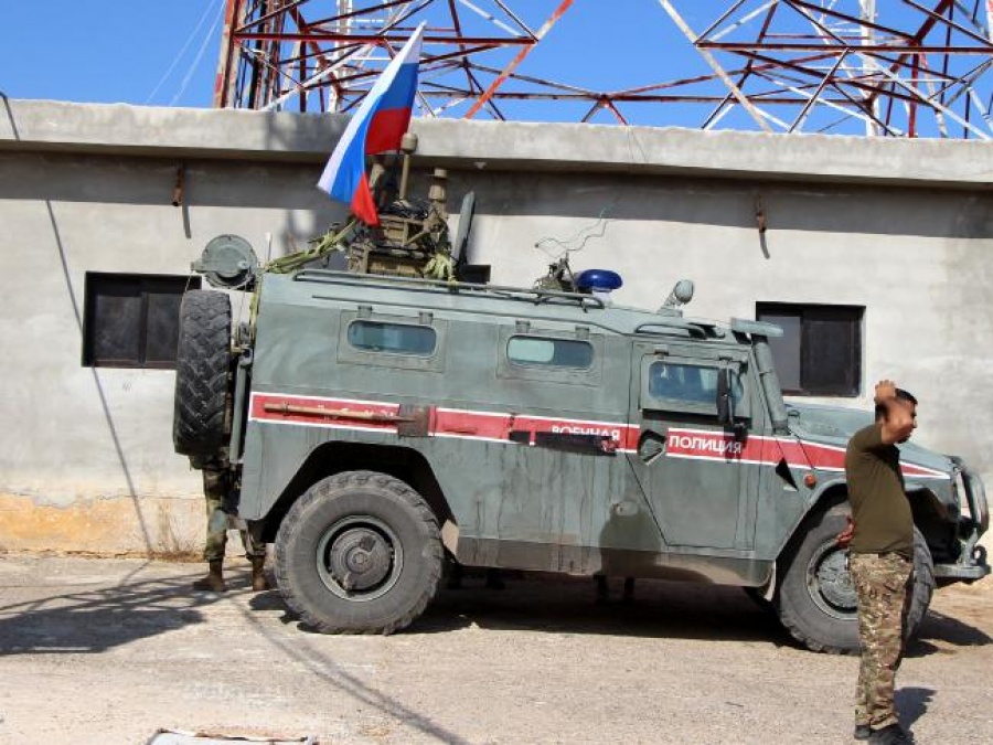 Άρχισαν τις περιπολίες οι Ρώσοι στα σύνορα Συρίας-Τουρκίας