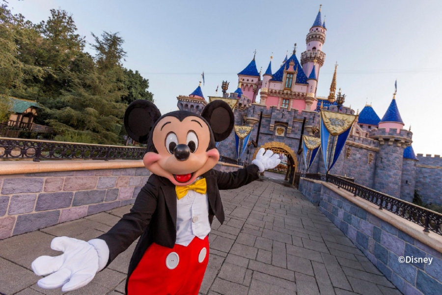 Τρένο με Ευρωβουλευτές κατέληξε στη Disneyland αντί για το Στρασβούργο λόγω... λάθους