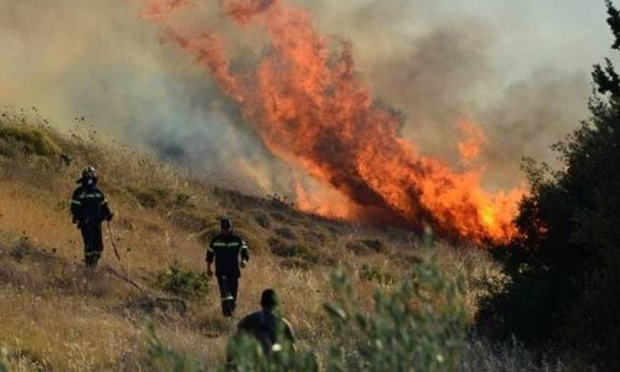 Ζάκυνθος: Δύο νέες πυρκαγιές στα χωριά Μαχαιράδο και Κοιλιωμένος, ξέσπασαν με διαφορά λίγων λεπτών