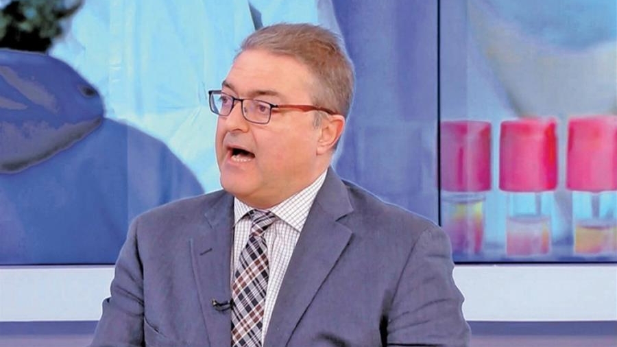 Βασιλακόπουλος: Διασωληνωμένοι στη ΜΕΘ 14 νέοι και 1 ένα παιδί