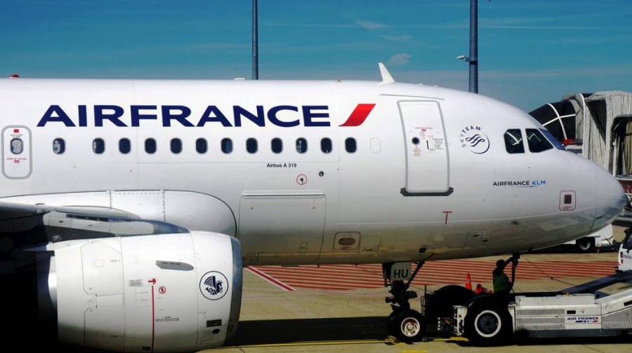 Γαλλία: Air France και Renault θα λάβουν κρατική βοήθεια εάν δεχθούν μείωση θέσεων εργασίας