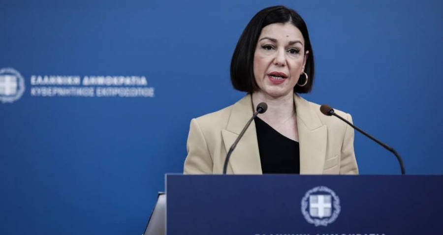 Πελώνη: Σε έξαρση η επιδημία, πιέζεται το ΕΣΥ – Θα εξεταστεί άνοιγμα λυκείων στις 12/4 με self test