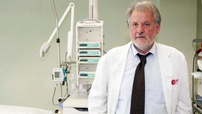 Καπραβέλος: Η Πολιτεία δίνει την εντύπωση ότι αφήνει τους πολίτες να νοσήσουν