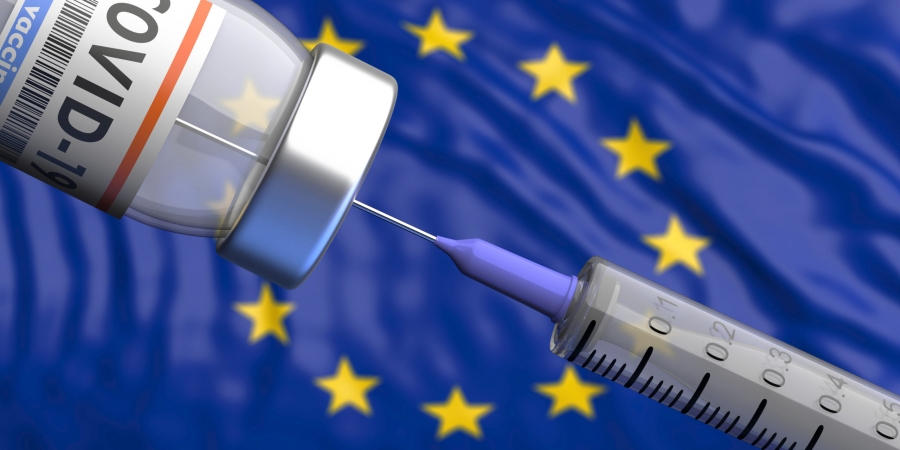 Και όμως… η ΕΕ πέτυχε το στόχο της για τους εμβολιασμούς κατά της covid