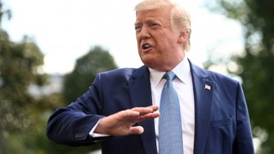 Trump: Καλεί τους υποστηρικτές του σε μποϊκοτάζ των ελαστικών Goodyear