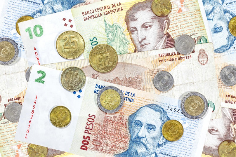Σε ιστορικά χαμηλά υποχωρεί το peso Αργεντινής - Στα 23,72 pesos/δολάριο