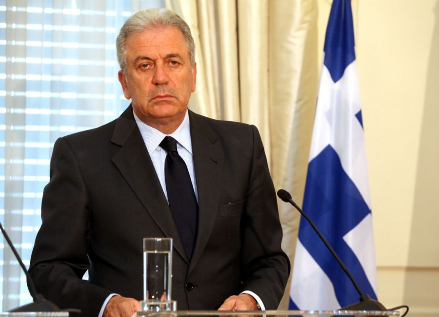 Αβραμόπουλος: Αναγκαία μια κοινή προσέγγιση για την αντιμετώπιση των απειλών κατά της ασφάλειάς μας