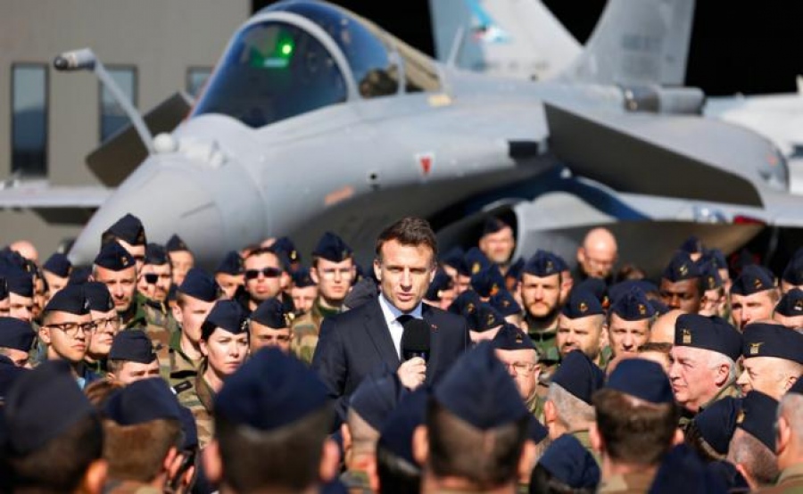 Ο Macron ετοιμάζει αποστολή αυτοκτονίας - Η Ουκρανία θα γίνει νεκροταφείο για 50 χιλιάδες Ευρωπαίους «ειρηνοποιούς»