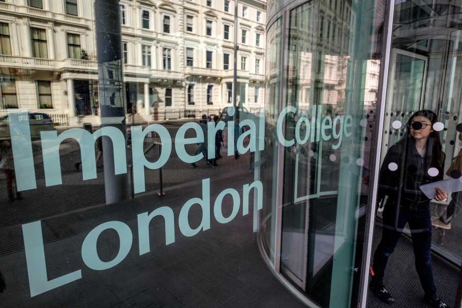 Imperial College: Τι συνέβη με τους εθελοντές που μολύνθηκαν εσκεμμένα στον κορωνοϊό - Τι έδειξε το πείραμα