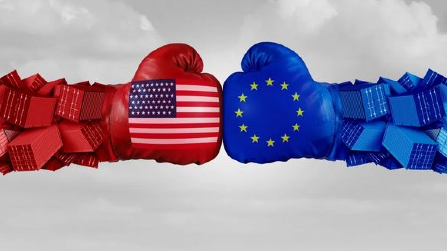 Financial Times: Η Ευρώπη δεν πρέπει να πιστέψει ότι ο Trump θα αλλάξει τη θετική στάση του απέναντι στη Ρωσία