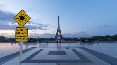 Γαλλία: Πολλοί τομείς της οικονομίας κινδυνεύουν με «αποδιοργάνωση» λόγω της παραλλαγής Omicron