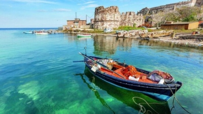 «Κύμα» Τούρκων τουριστών στα νησιά του Β. Αιγαίου - Σε ισχύ η visa express
