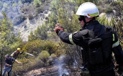 Καματερό: Υπό έλεγχο η φωτιά που ξέσπασε σε δασική έκταση