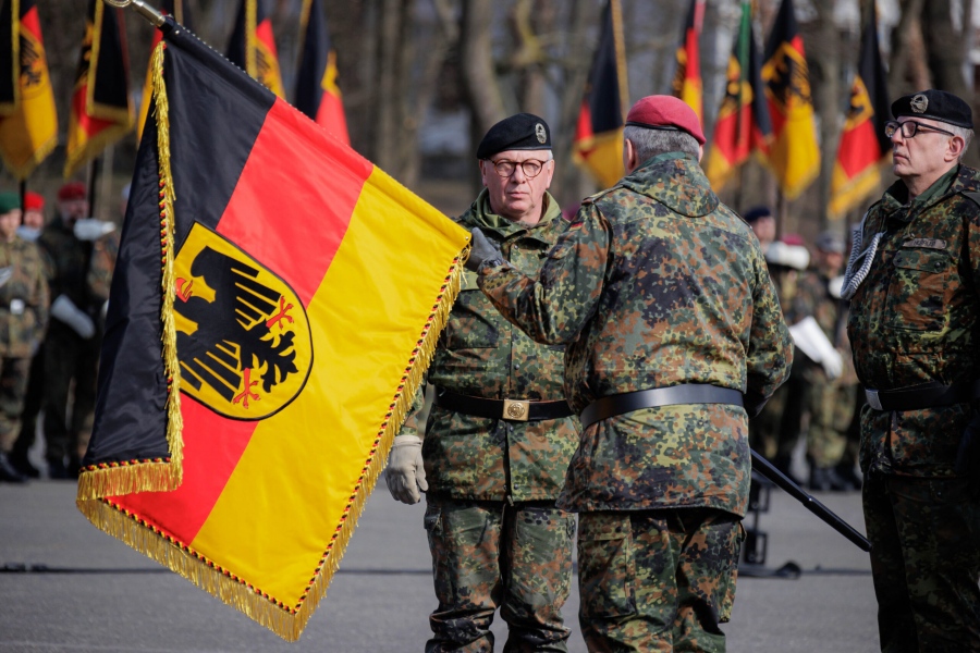 Περίγελος η Γερμανία… Υπόσχεται ότι θα καταρρίπτει drones, αλλά το Σύνταγμα της το απαγορεύει – Ξυπνά ο ναζιστικός εφιάλτης