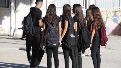 Μαθήτριες μαχαιρώθηκαν μέσα σε σχολείο - Τραυματίστηκε μια 14χρονη