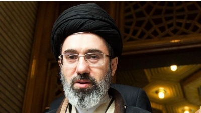 The Telegraph: Ο Mojtaba Khamenei γλίτωσε τον θάνατο βγαίνοντας από κτίριο πριν από την επίθεση στις 28/2/2026