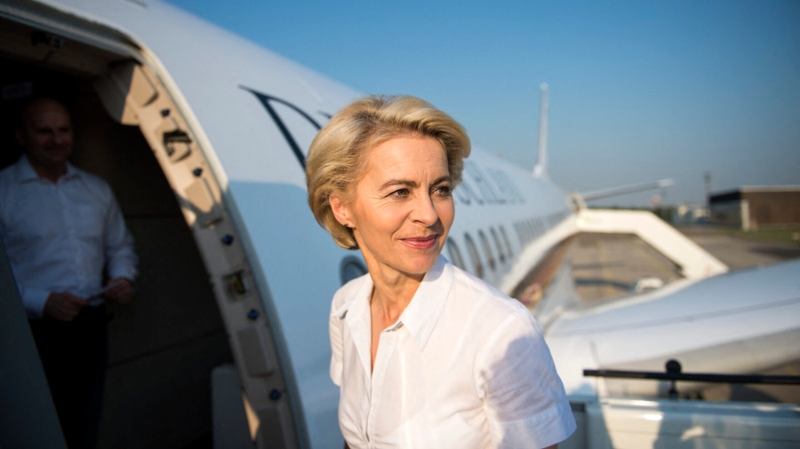 Το... απρόοπτο με την πτήση της von der Leyen - Προσγειώθηκε με παραδοσιακούς χάρτες, «έπεσε» τo GPS - Ρίχνουν την ευθύνη στη Ρωσία
