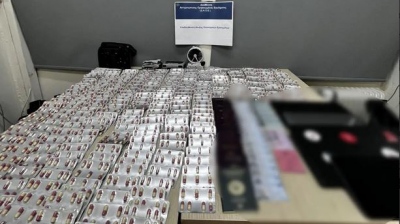 ΕΛ.ΑΣ: Εξάρθωση κυκλώματος παράνομης διακίνησης φαρμάκων - Κλοπές σε Αθήνα και εξωτερικό - Μία σύλληψη, δύο αναζητούνται