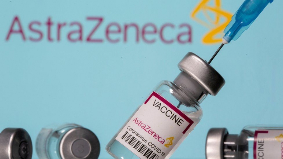 Κανονικά το πρόγραμμα εμβολιασμών στην Ελλάδα - Στους άνω των 30 ετών εμβόλιο της AstraZeneca