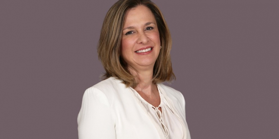 Θεοφιλίδη (ΕΤΕ): Κάθε Έλληνας μπορεί να γίνει πελάτης της Εθνικής Τράπεζας αποκλειστικά από το κινητό του