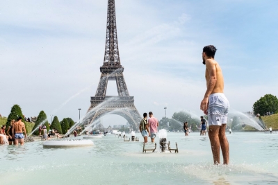 «Ψήθηκε» η Γαλλία στους 42,9 βαθμούς Κελσίου - Θερμοκρασίες ρεκόρ διατηρούν σε επιφυλακή τις αρχές