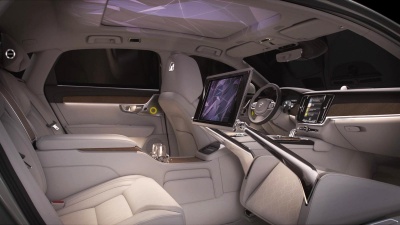 Πόσο άνετο και πολυτελές μπορεί να είναι το εσωτερικό μίας λιμουζίνας;