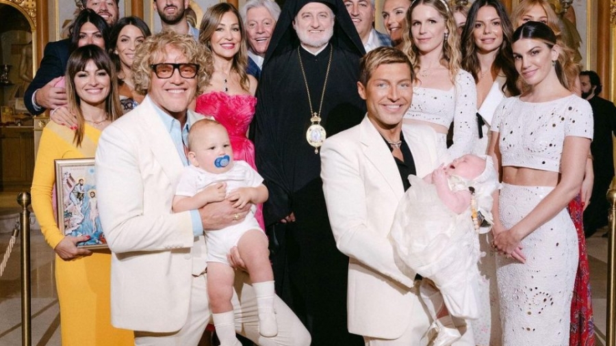 Ξέσπασμα από την Αρχιεπισκοπή Αμερικής: «Βγάλτε τη δοκό από τα μάτια σας» - Πόλεμος στην Εκκλησία για την ομοφοβία