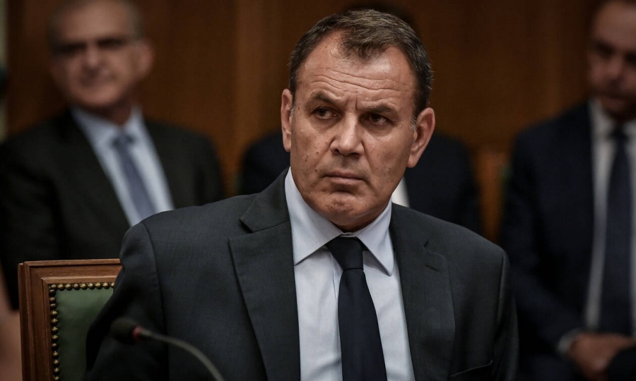 Παναγιωτόπουλος (υπ. Άμυνας): Μπορεί να υπάρξει μείωση των μεταναστευτικών ροών με τα πλωτά φράγματα στο Αιγαίο