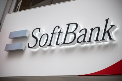 Η SoftBank πουλάει μετοχές αμερικανικών τεχνολογικών κολοσσών