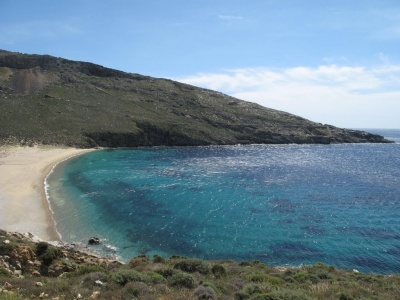 Στη Σέριφο η πρώτη smoke-free παραλία στην Ελλάδα