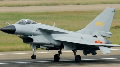 Global upheaval in the arms market - China becomes an exporter of fighter aircraft, displacing the United States and the West