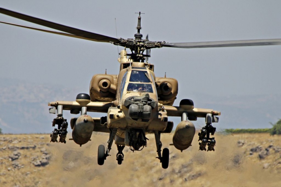 Επίθεση με Α-10 και Apache για τον έλεγχο του Στενού του Hormuz