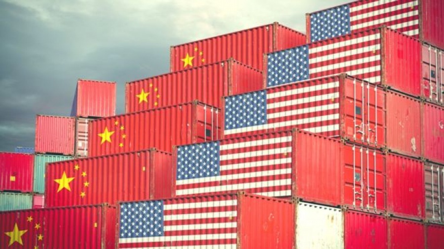 Εμπορικός πόλεμος: Με αντίμετρα απειλεί η Κίνα τις ΗΠΑ