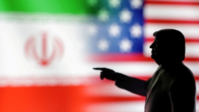 Ρωσικά ΜΜΕ: Ο Trump διενεργεί διαπραγματεύσεις για εκεχειρία... μόνος του και η Τεχεράνη δεν γνωρίζει τίποτα