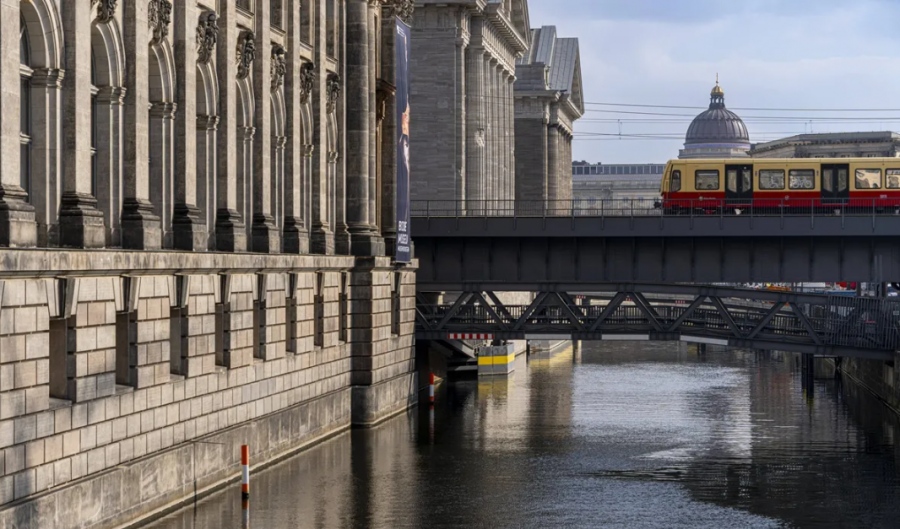 Έπηξε η Ευρώπη στον πολιτισμό - Άγριος ξυλοδαρμός στον προαστιακό του Βερολίνου - Άνδρας λιντσαρίστηκε από 12 αλλοδαπούς