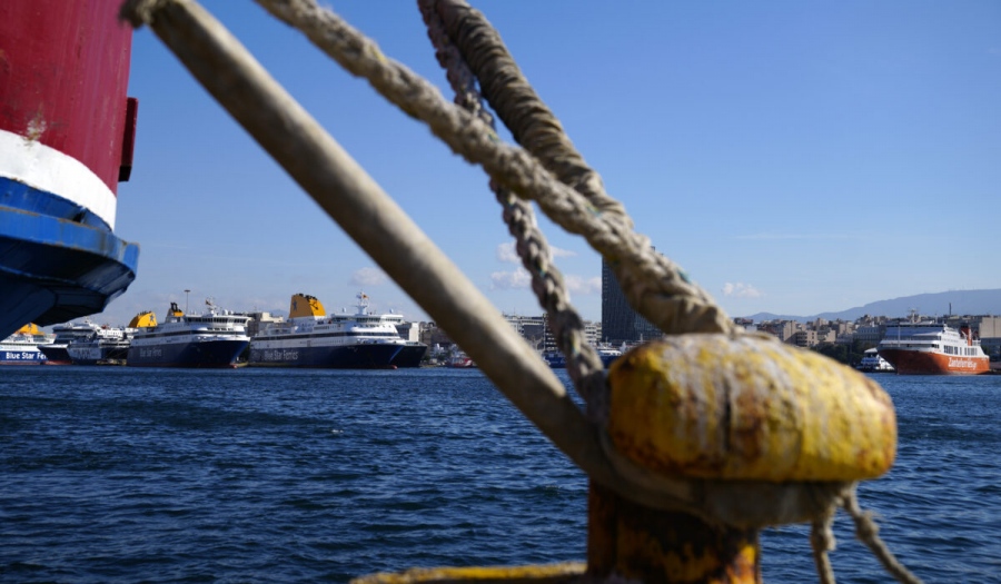 Δεμένα ξανά τα πλοία στα λιμάνια - Η ανακοίνωση της ΠΝΟ για την 24ωρη απεργία