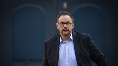 Σε περιδίνηση η γαλλική κυβέρνηση για το μεταναστευτικό: Παραιτήθηκε ο Υπουργός Υγείας - Έκτακτο διάγγελμα Macron