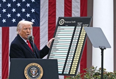 Διχασμένοι οι Ρεπουμπλικάνοι απέτυχαν να ακυρώσουν τους δασμούς μέσω Κογκρέσου, γιατί κάποιοι φοβούνται τον... «τρελό Βασιλιά»