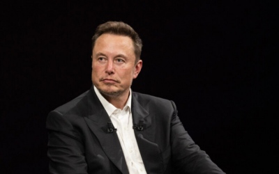 Αναβολή – μυστήριο της επίσκεψης του Musk στην Ινδία – Το ναυάγιο με το Model 2 και οι ανακοινώσεις της Tesla
