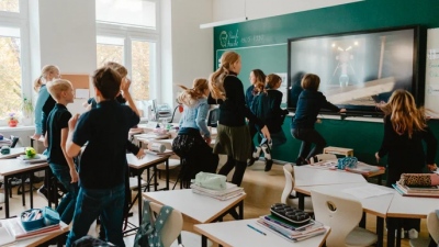 Η ρωσοφοβία καλά κρατεί - Η Εσθονία δεν θα χρηματοδοτεί σχολεία που διδάσκουν στα ρώσικα