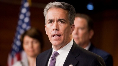 O Joe Walsh θα αναμετρηθεί με τον Trump για το χρίσμα των Ρεπουμπλικάνων στις  προεδρικές εκλογές του 2020