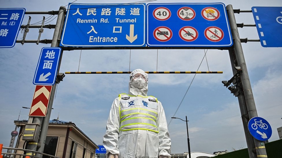 Δυστοπία στη Σαγκάη …αλλά ο Jinping διαμηνύει: Θα επιμείνουμε στη δυναμική της μηδενικής covid - Μαζικό κλείσιμο εργοστασίων