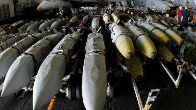 Carlson: Είναι η μεγαλύτερη μεταφορά βομβών από τις ΗΠΑ στο Ισραήλ στην ιστορία… είναι ακραία καταστροφικές - Το Ισραήλ διεξάγει Νέο Παγκόσμιο Πόλεμο