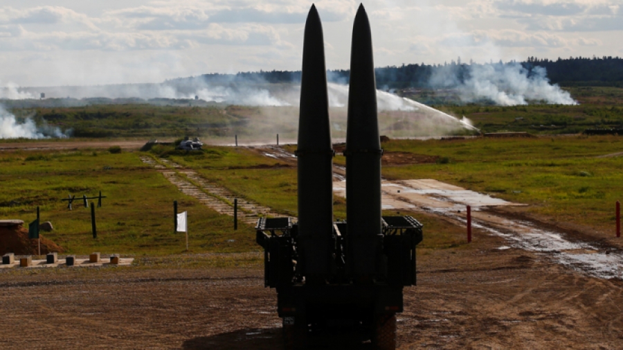 Συναγερμός στη Λευκορωσία – Ισχυρές εκρήξεις σε στρατιωτικό αεροδρόμιο με πυραύλους Iskander και  S 400