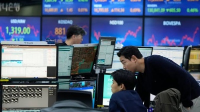 Όλεθρος στα ασιατικά χρηματιστήρια - Στο -7,5% ο Kospi στη Νότια Κορέα, ο Nikkei της Ιαπωνίας στο -5% - Στα 104 δολ. το Brent